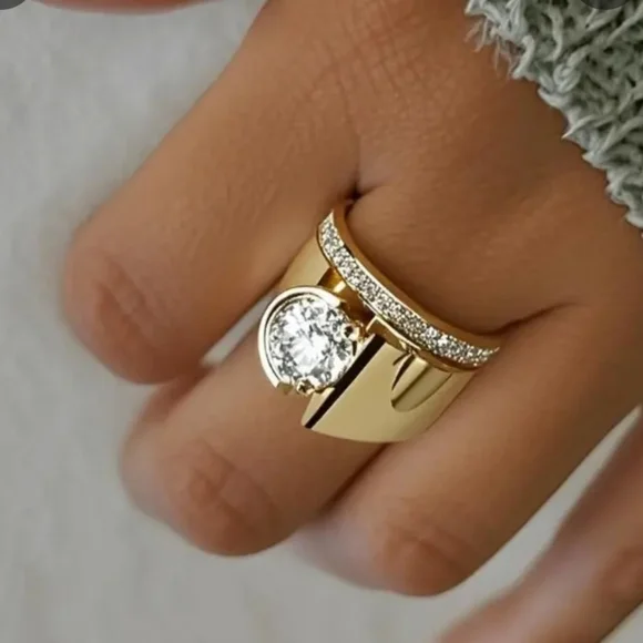 Macy's 18 Karat Gold-plated CZ Ring - Picture 3 of 3